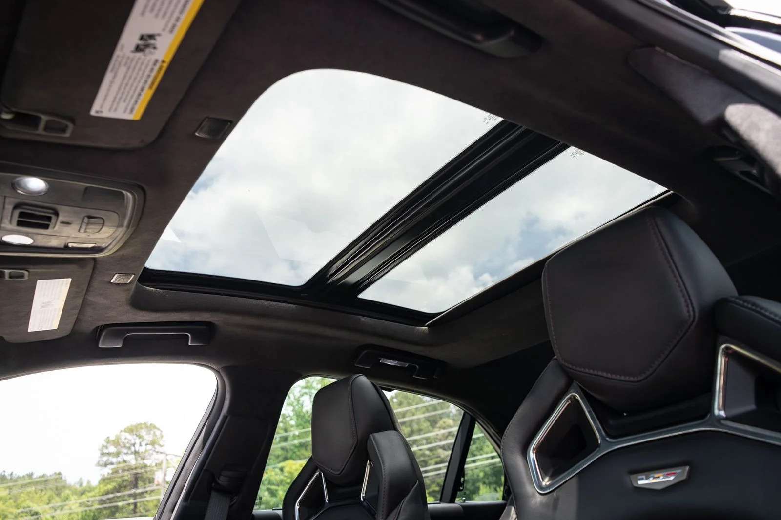 Used 2018 Black Raven Cadillac Base image 38