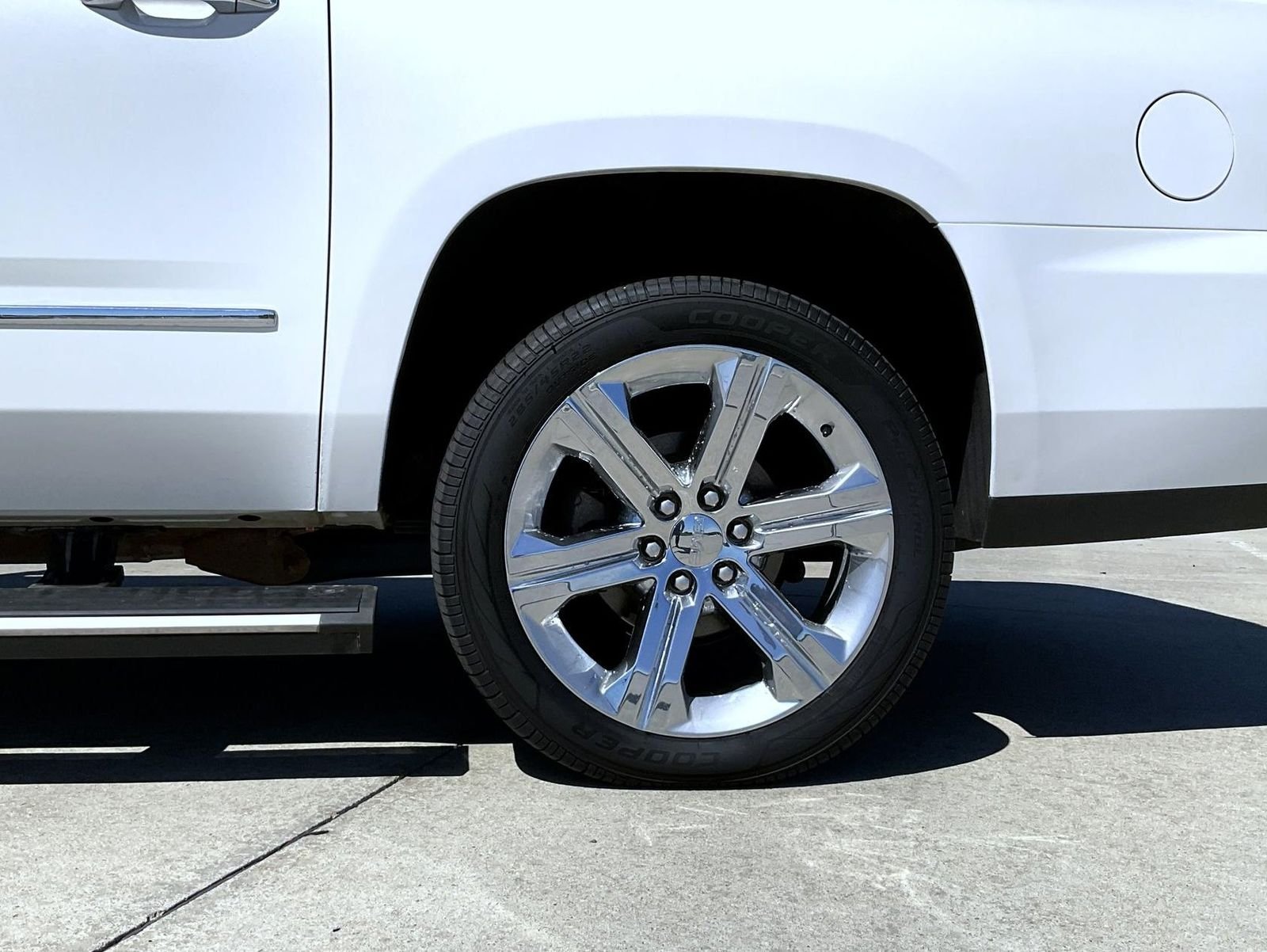 Used 2019 White GMC Denali image 25