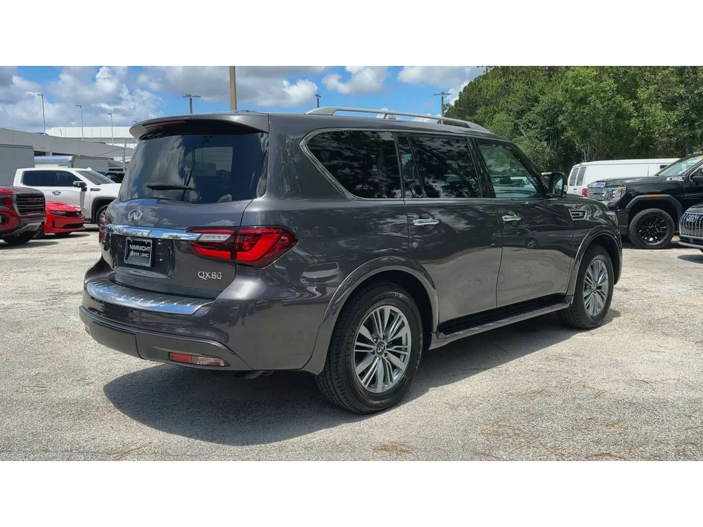 Certified Used 2024 Anthracite Gray INFINITI LUXE image 8
