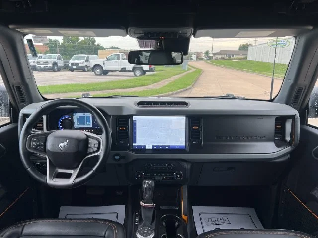 Used 2023 Silver Ford Badlands image 22