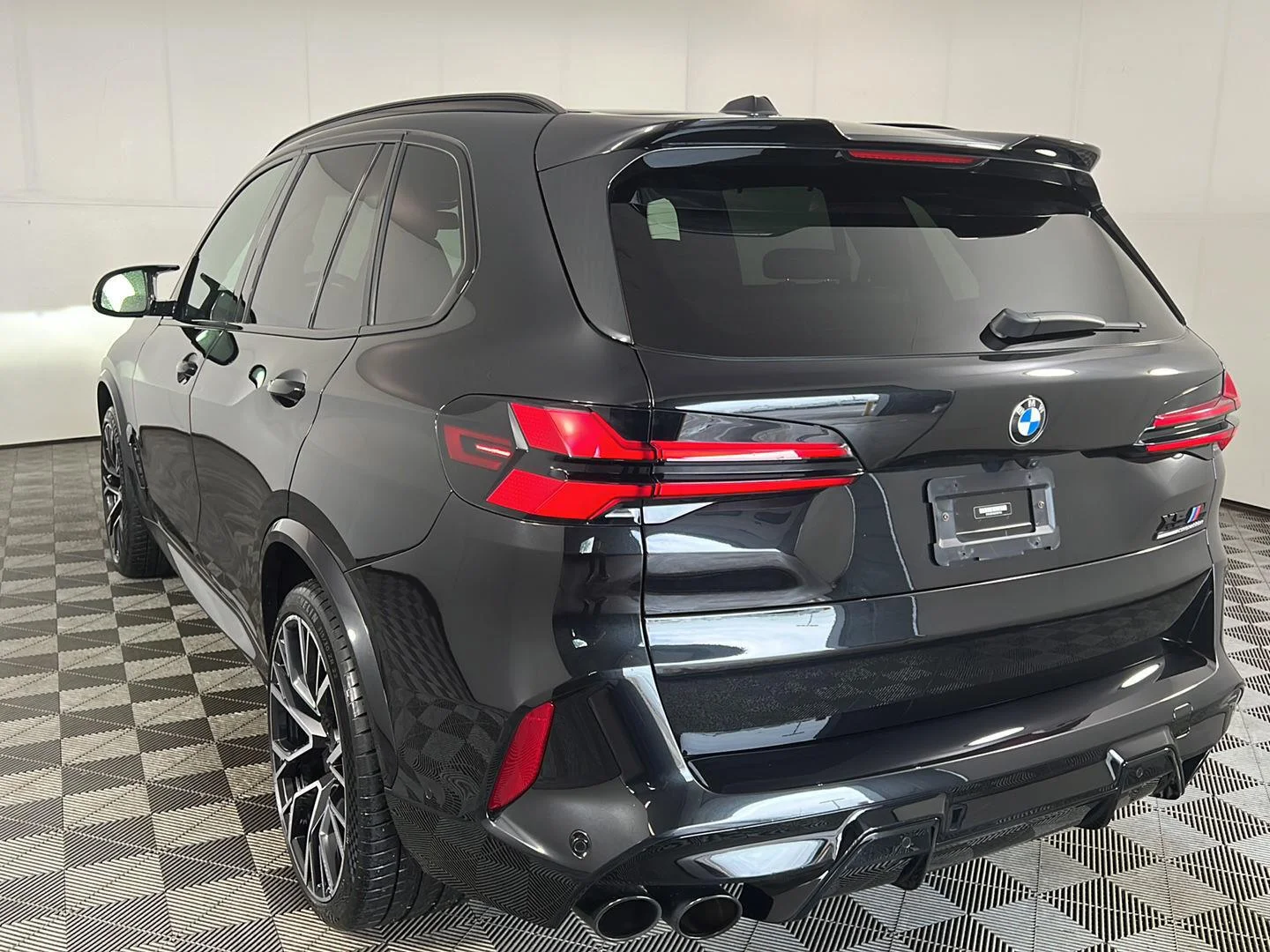 Used 2024 Black Sapphire Metallic BMW Competition image 9