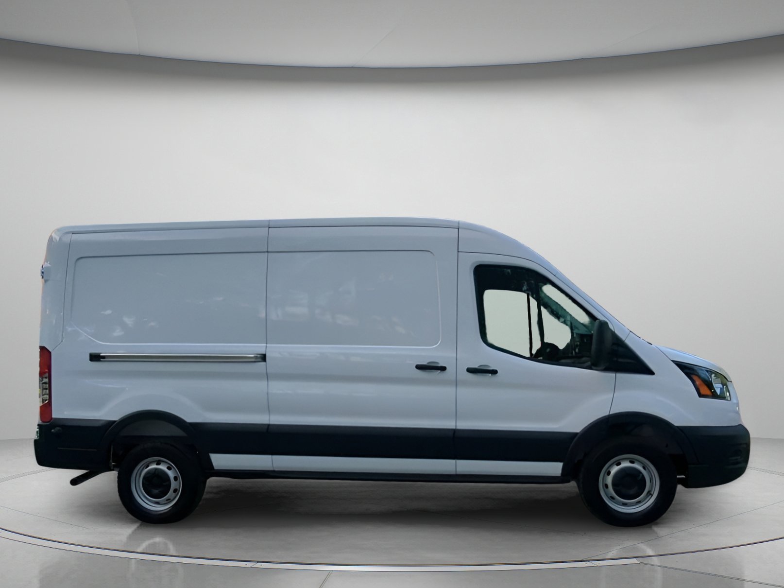 New 2026 Oxford White Ford Cargo Van image 30