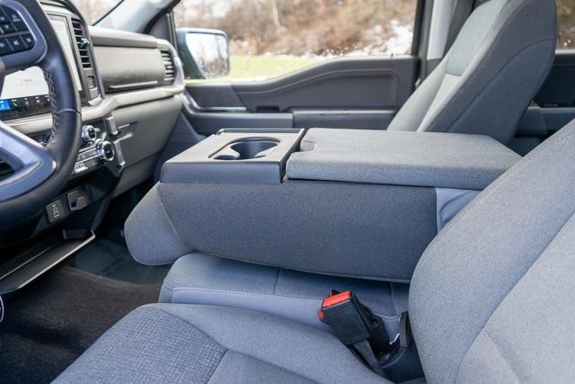 Used 2025  Ford XLT image 19