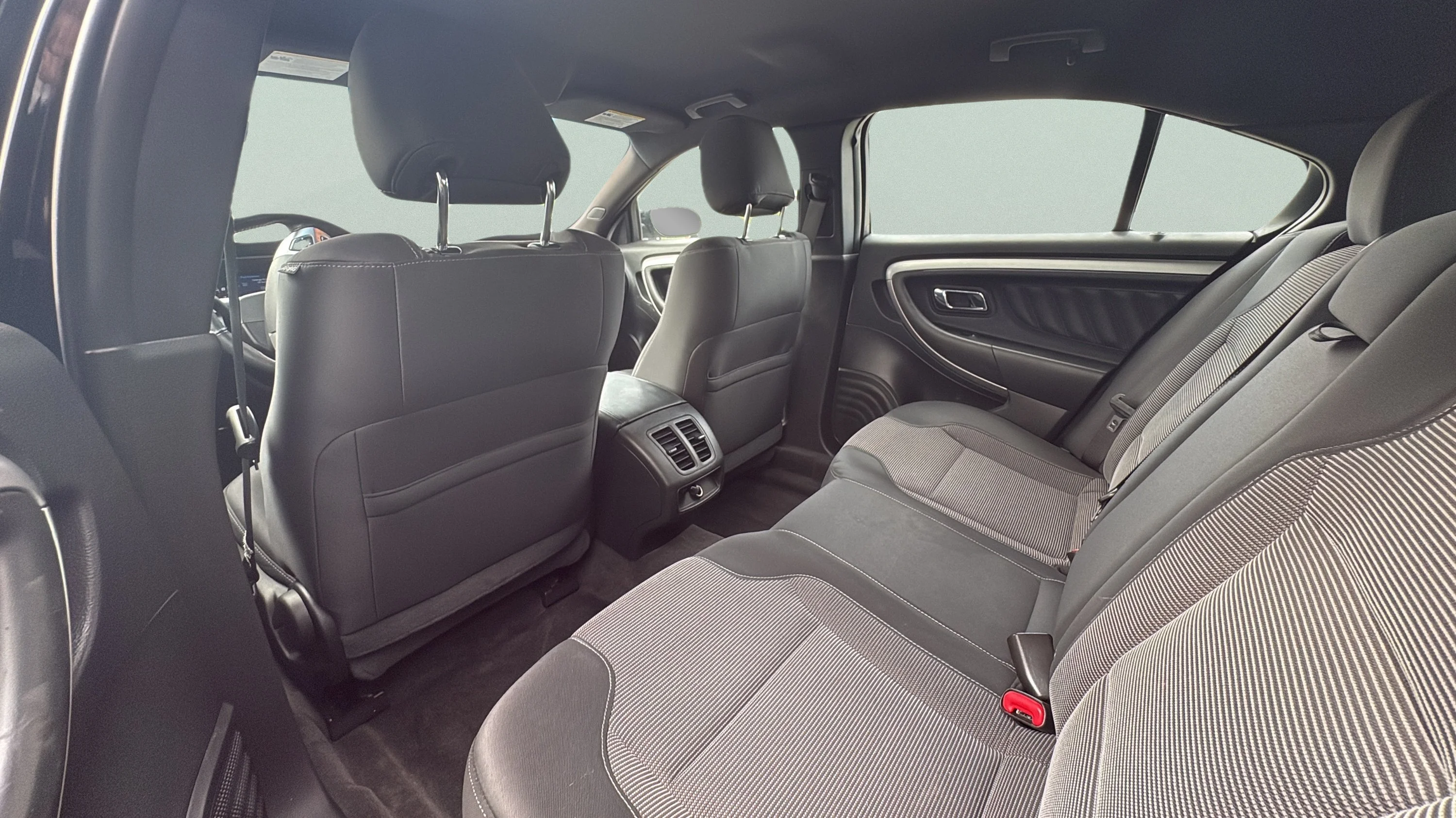 Used 2018 Black Ford SEL image 12