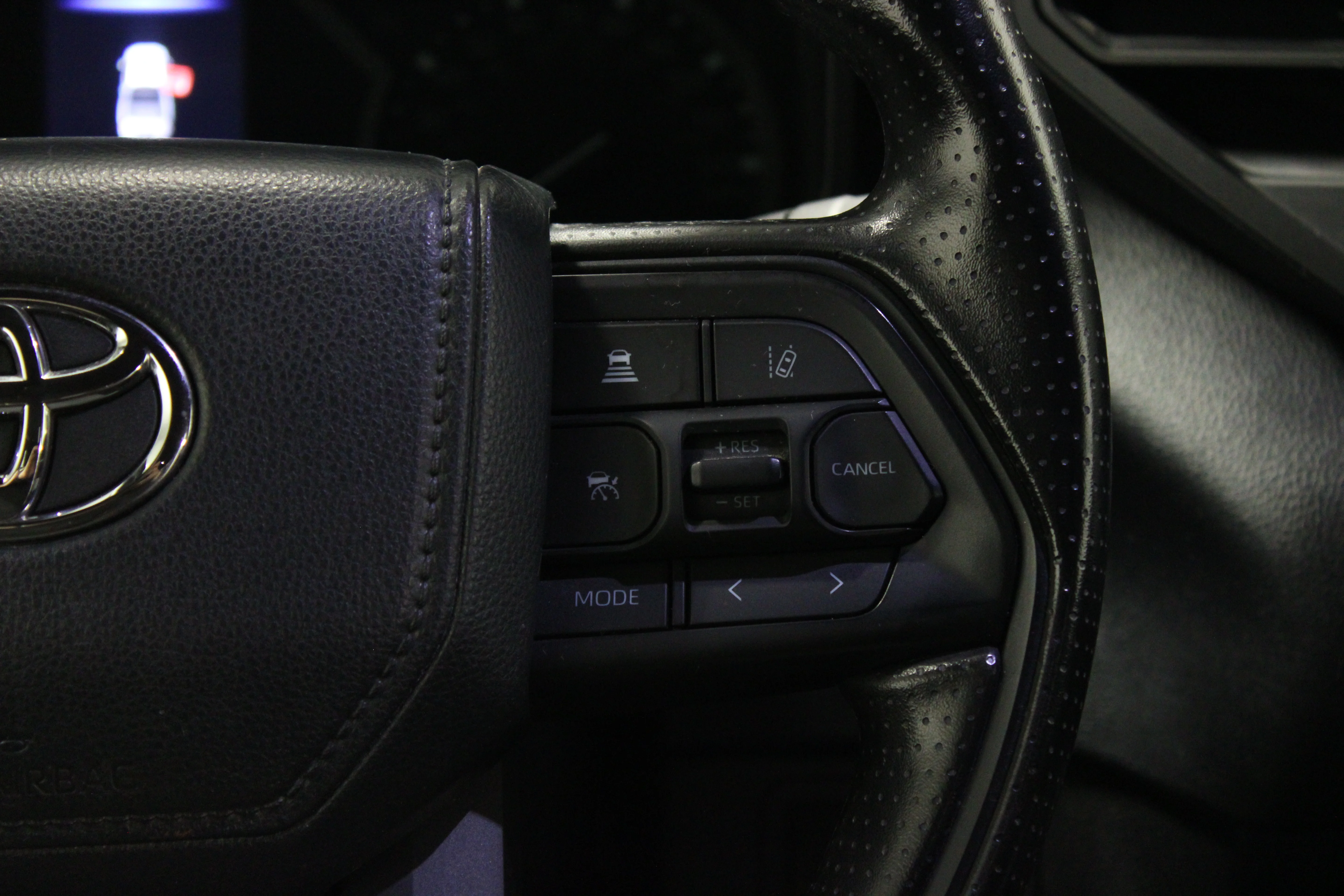 Used 2025 Midnight Black Metallic Toyota SR image 21