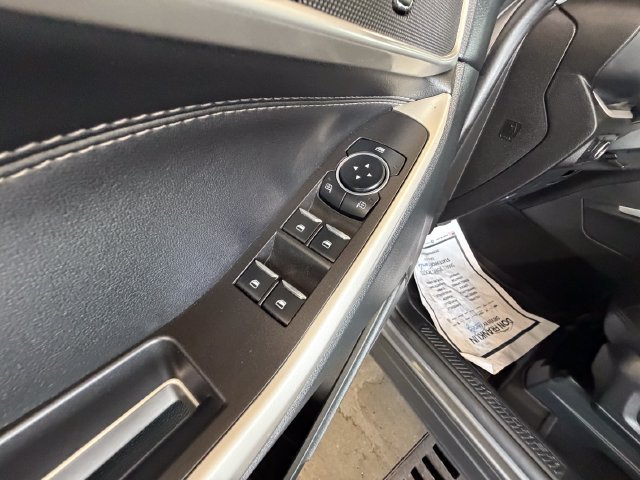Used 2023 Gray Ford XLT image 11