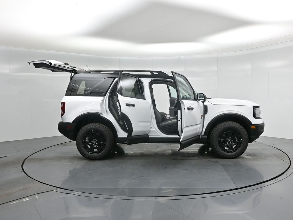 New 2026 Oxford White Ford Badlands image 4