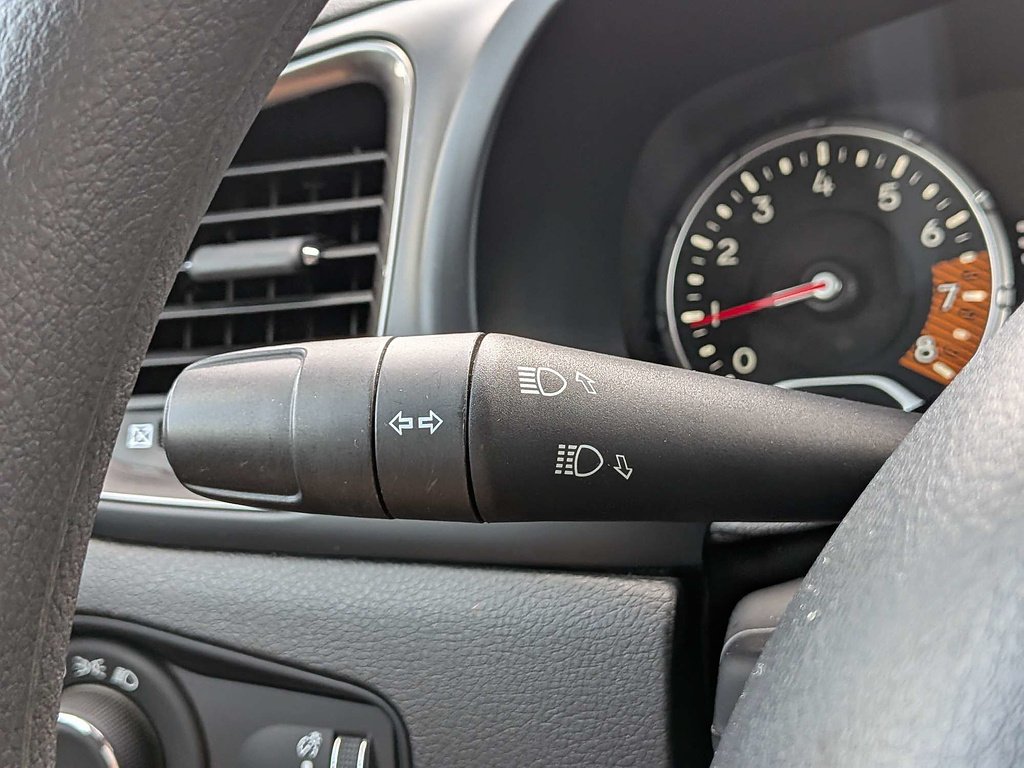 2023 Jeep Renegade Latitude - Photo 32