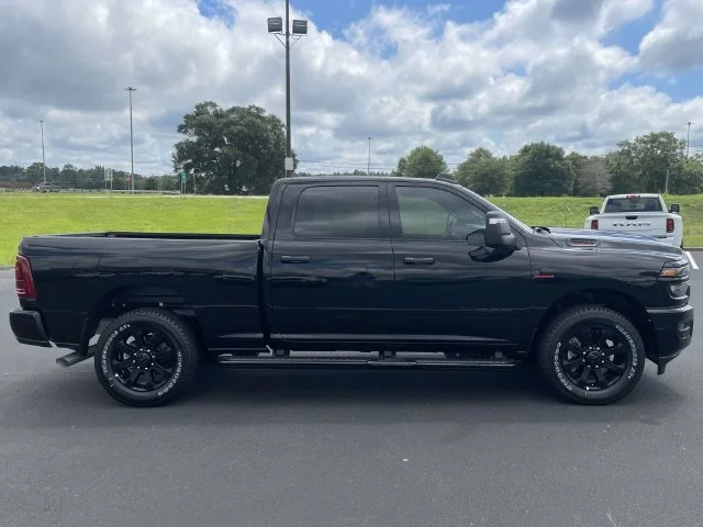 2025 RAM 2500 Big Horn - Photo 2