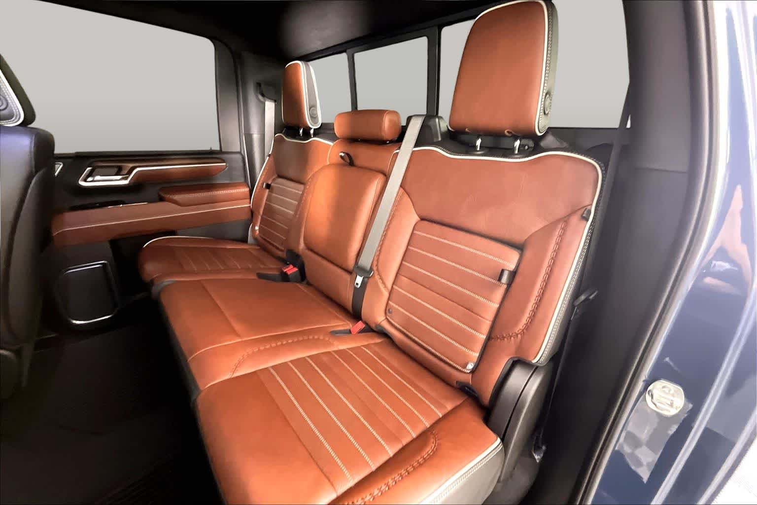2025 GMC Sierra 2500HD Denali Ultimate - Photo 19