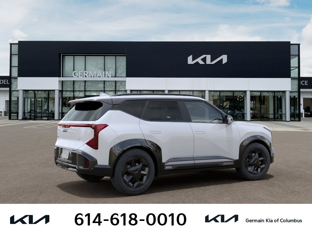 New 2027 White Kia X-Line S image 9