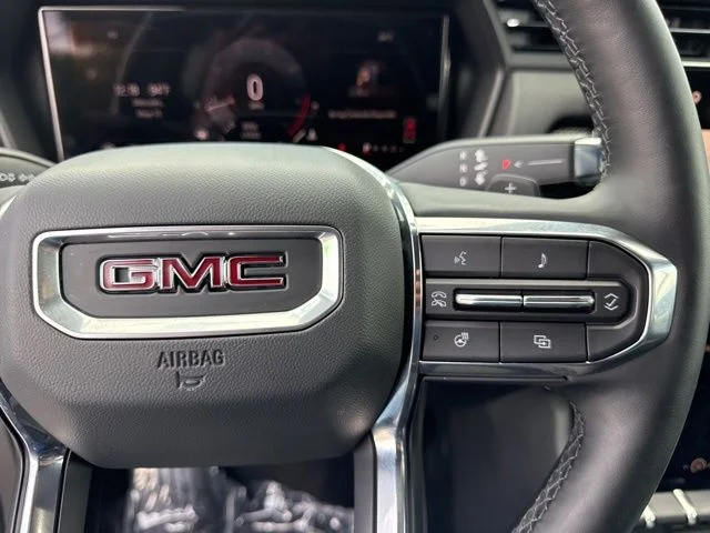 Used 2026  GMC Elevation image 28