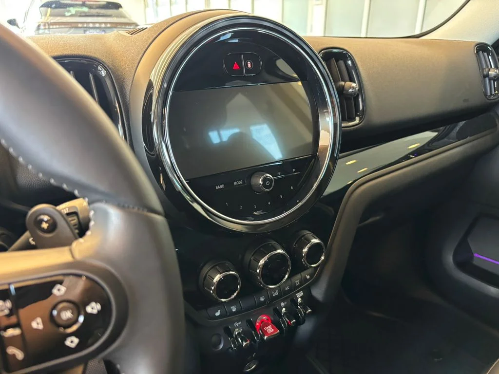 Used 2023 Silver MINI Base image 18
