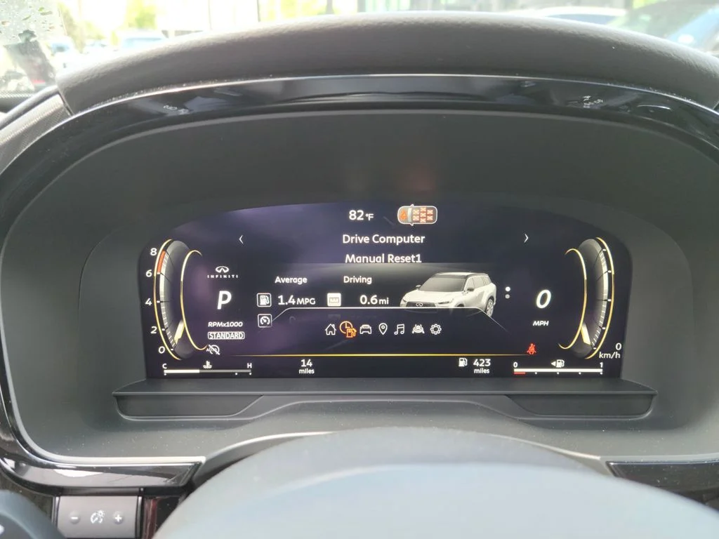 New 2027 RADIANT WHITE INFINITI Luxe FWD image 16