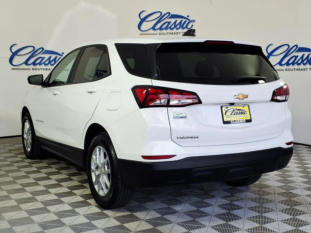Used 2024 White Chevrolet LS image 2