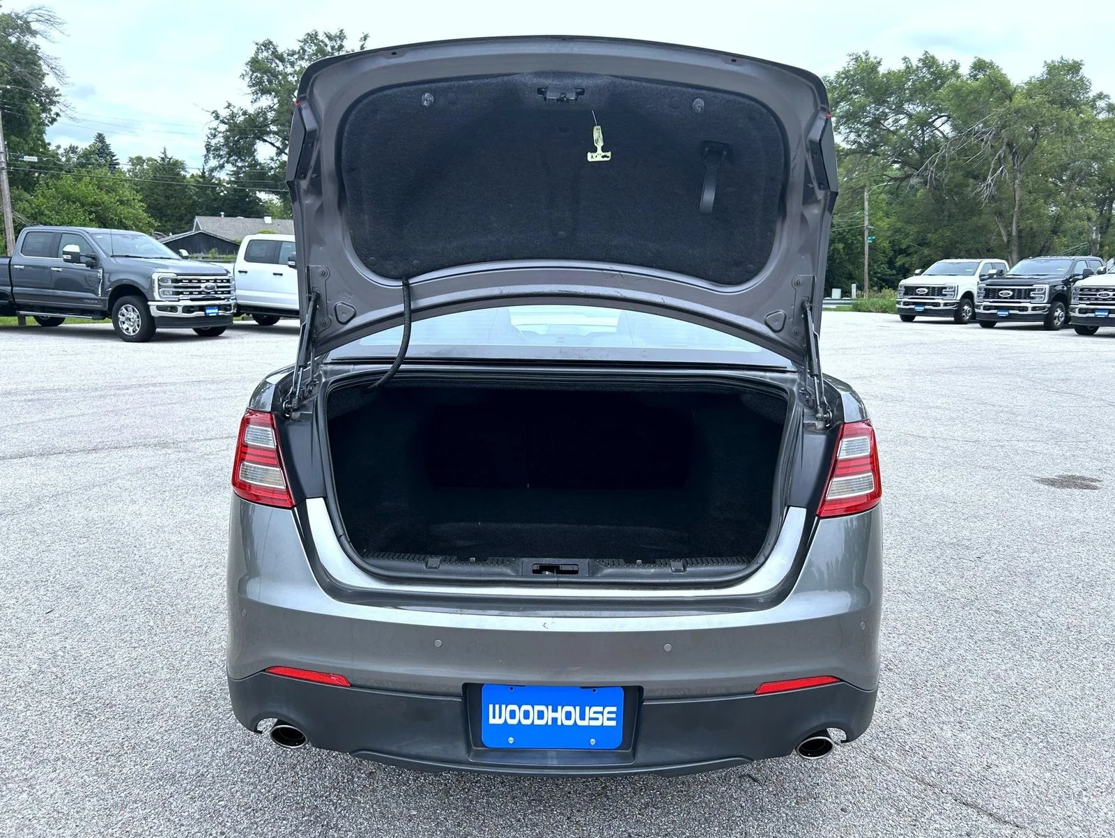 Used 2013 Gray Ford SEL image 19