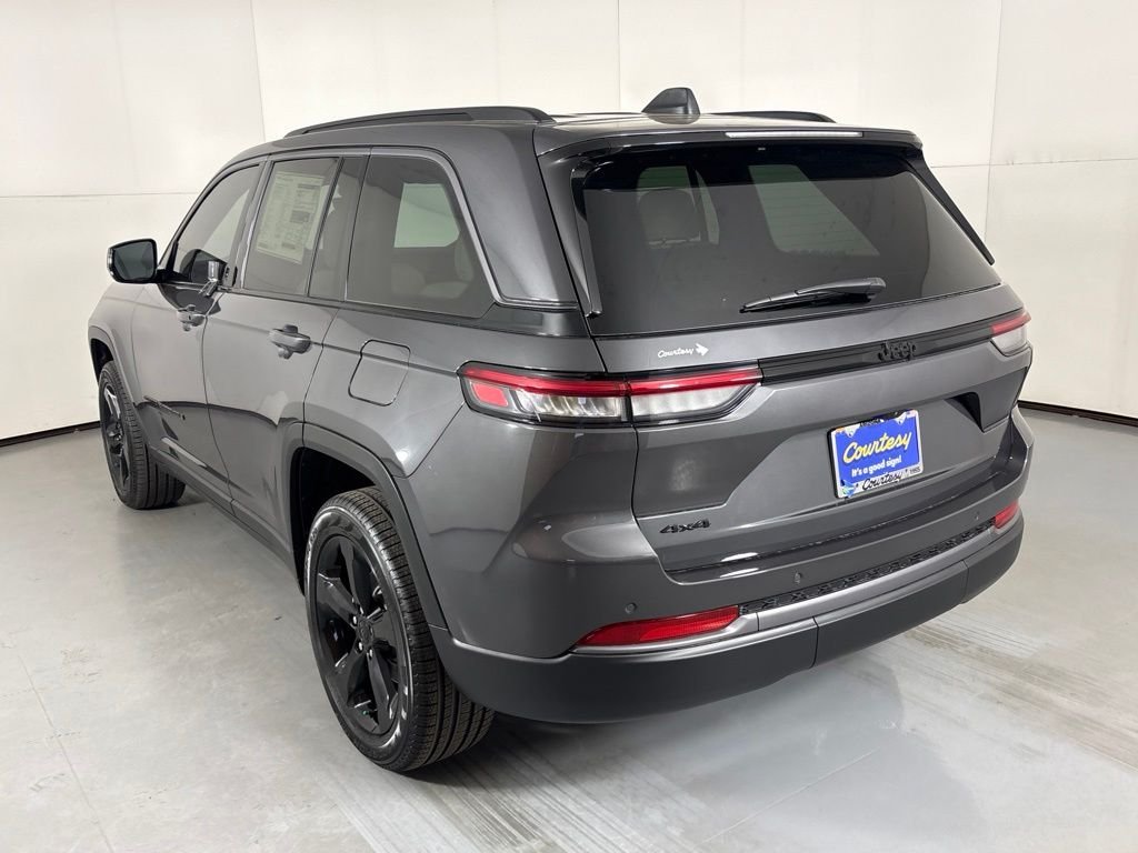 New 2026 Baltic Gray Metallic Clearcoat Jeep Limited image 6