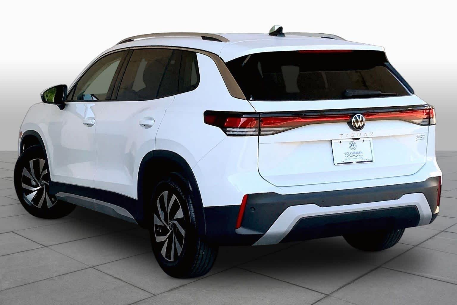 2026 Volkswagen Tiguan S - Photo 11