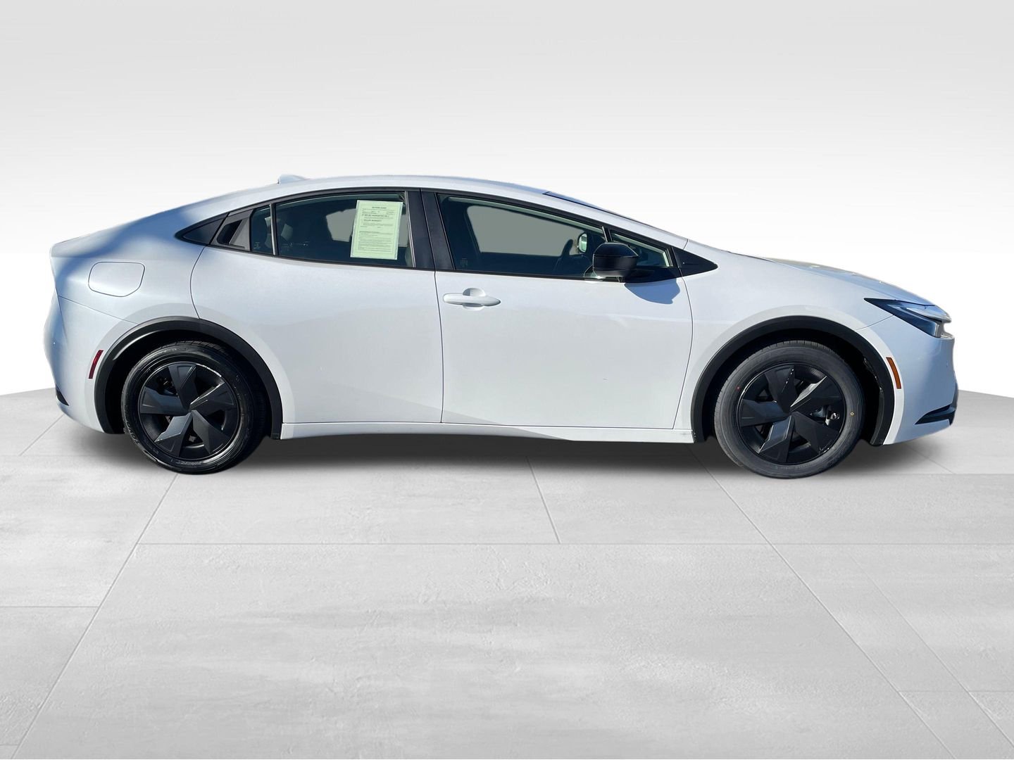 Used 2025 Toyota Prius SE with VIN JTDACACU3S3049260 for sale in Union Gap, WA