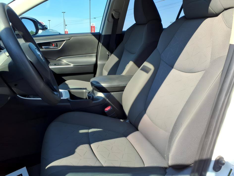 Used 2024 Ice Cap Toyota XLE image 14