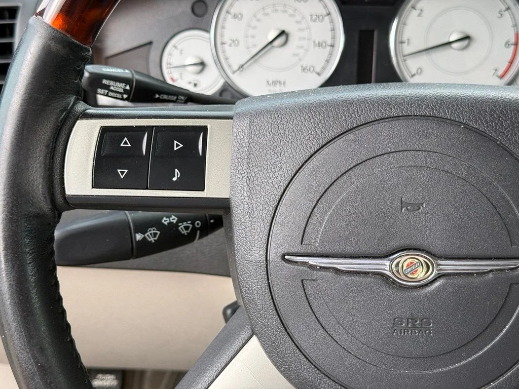 Used 2007 Silver Chrysler Base image 16