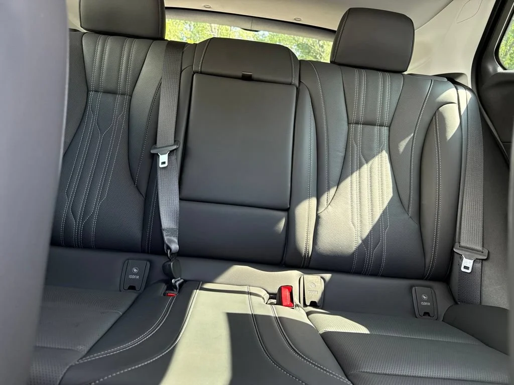 Used 2025 Moonstone Gray Metallic Buick Avenir image 25
