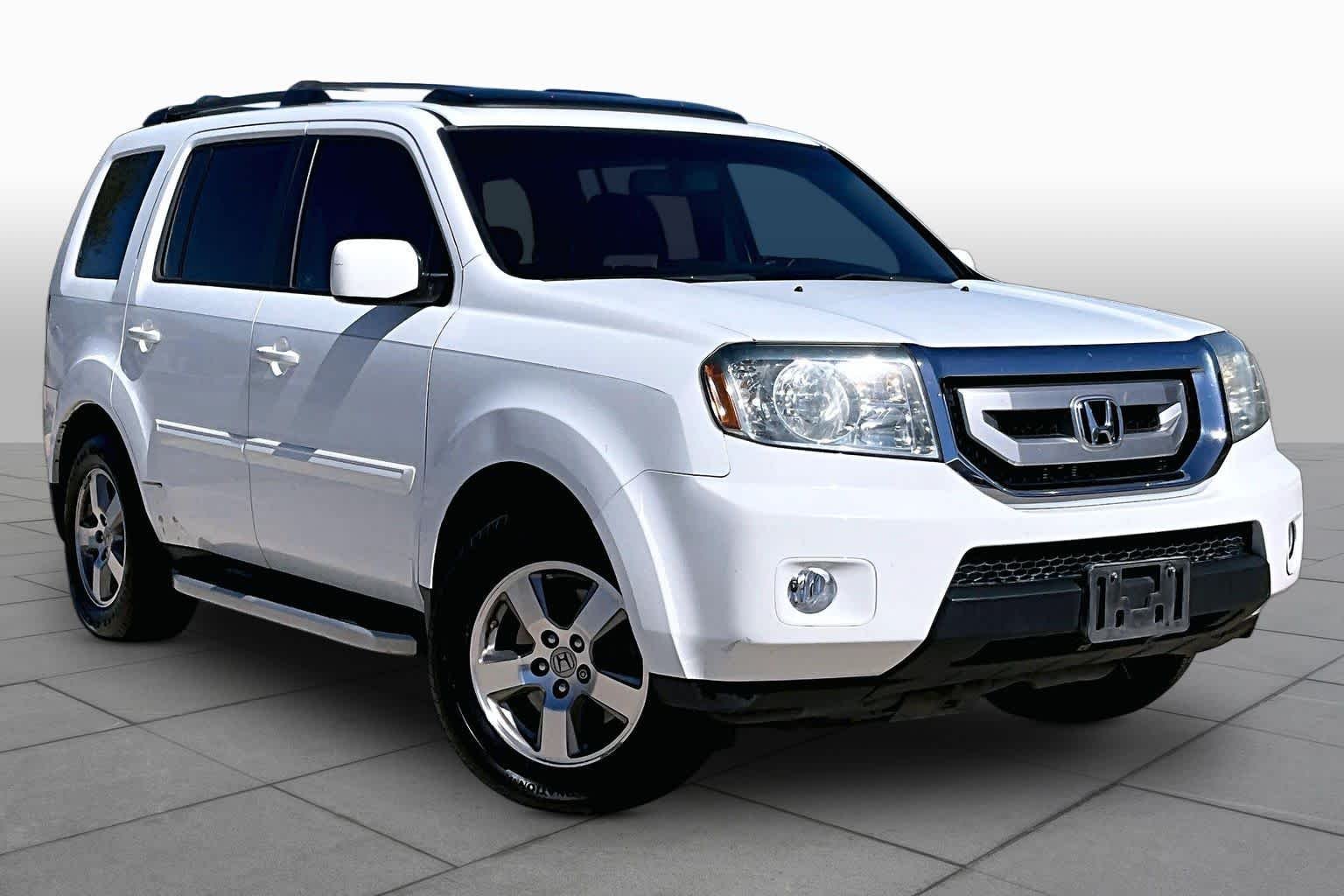 Used 2011 Taffeta White Honda EX-L image 2