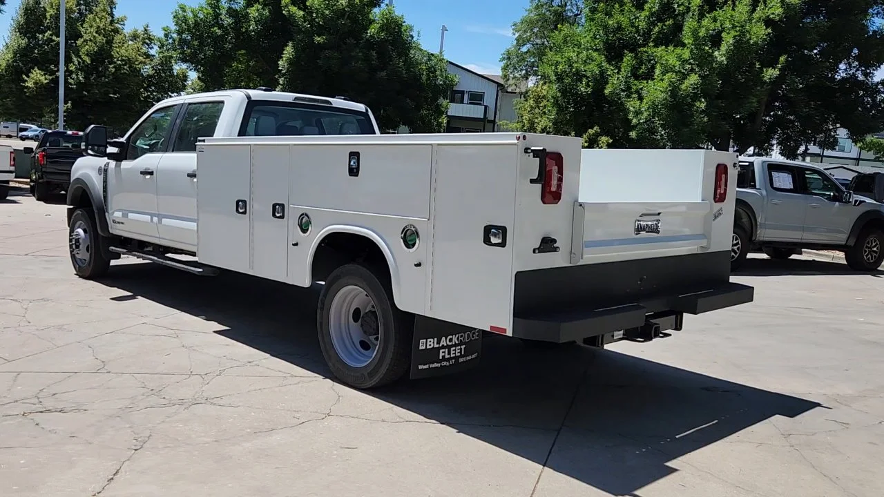 2025 Ford F-550 Super Duty Chassis Cab XL - Photo 6