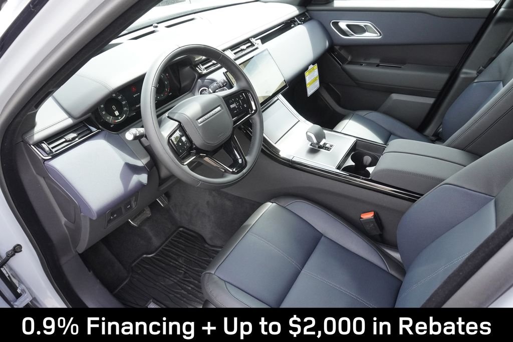 New 2026 Arroios Grey Land Rover Dynamic SE image 18
