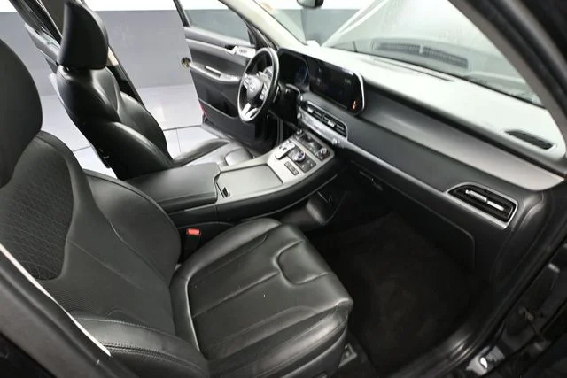 Used 2021 Black Hyundai SEL image 58