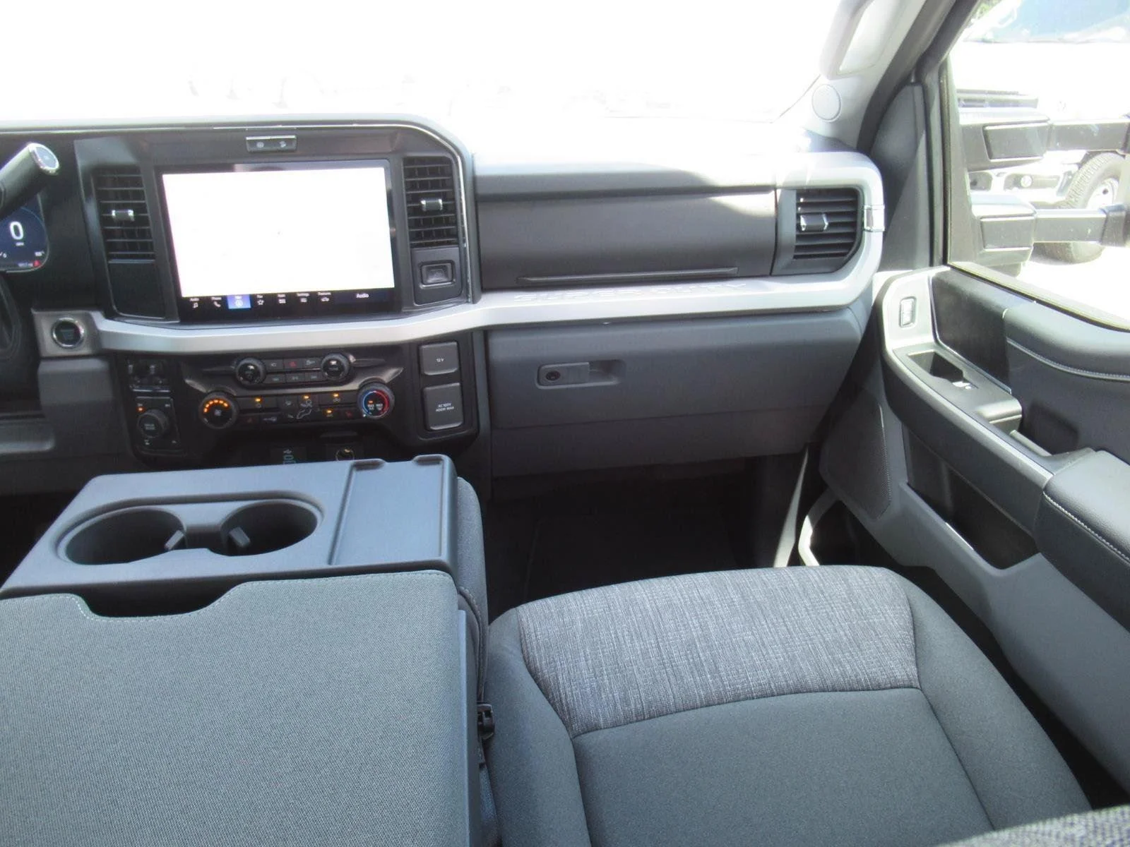 New 2026 Avalanche Ford F-250® XLT image 15