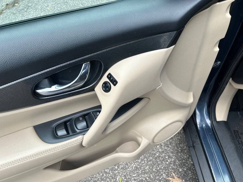 2016 Nissan Rogue SL - Photo 16