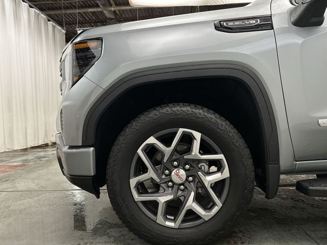 Used 2026 Silver GMC Elevation image 21