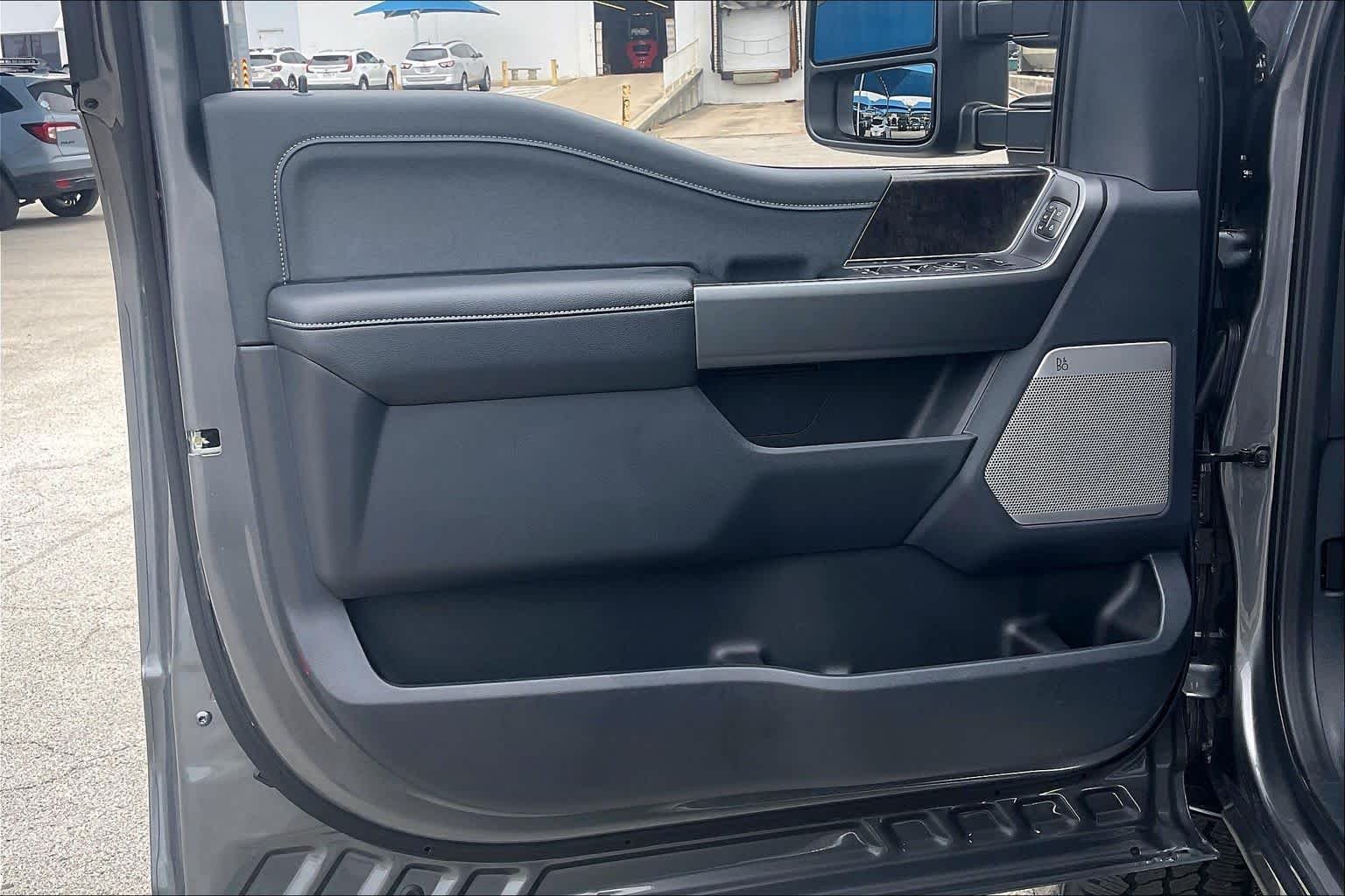 2025 Ford F-250 Super Duty Lariat - Photo 38