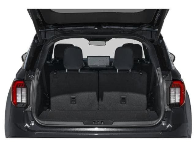 New 2026 Carbonized Gray Metallic Ford Tremor® image 13
