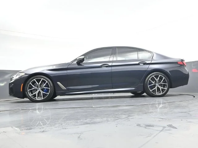 2023 BMW 5 Series M550i - Photo 36