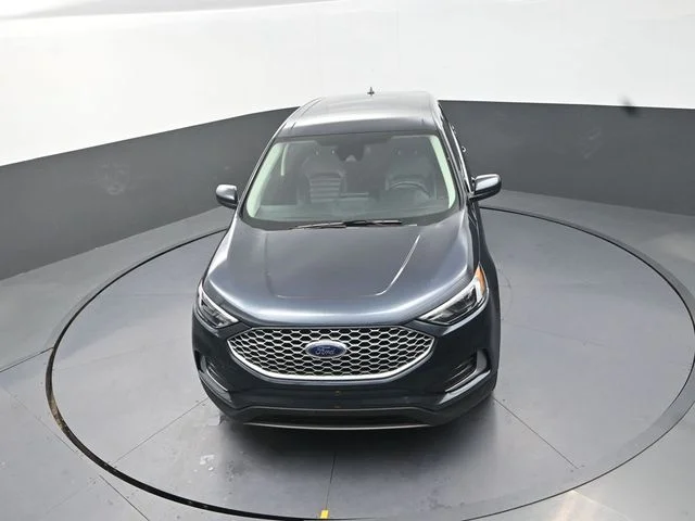 Used 2024 Blue Ford SEL image 23