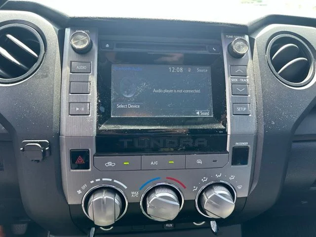 Used 2017 White Toyota SR image 12