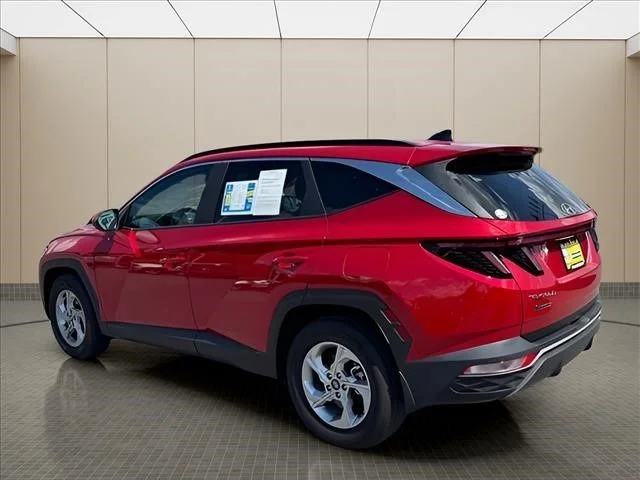 Used 2023 Red Hyundai SEL image 4