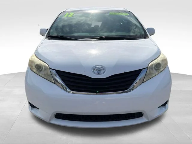 Used 2012 Toyota Sienna LE with VIN 5TDKK3DC2CS228107 for sale in Broken Arrow, OK