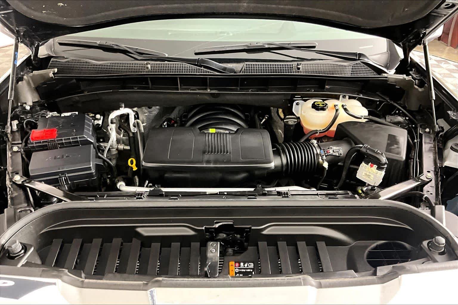 Certified Used 2025 Onyx Black GMC Denali image 31