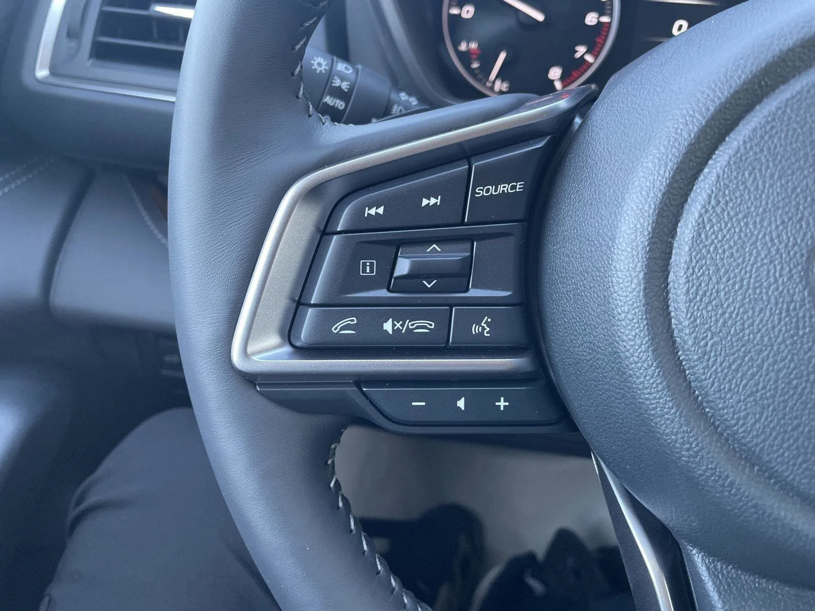 New 2026 Crystal Black Silica Subaru Touring image 15