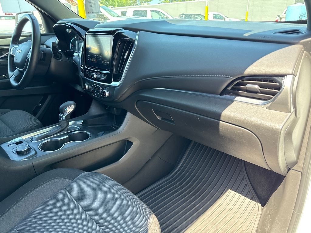 Used 2023 White Chevrolet LT image 24