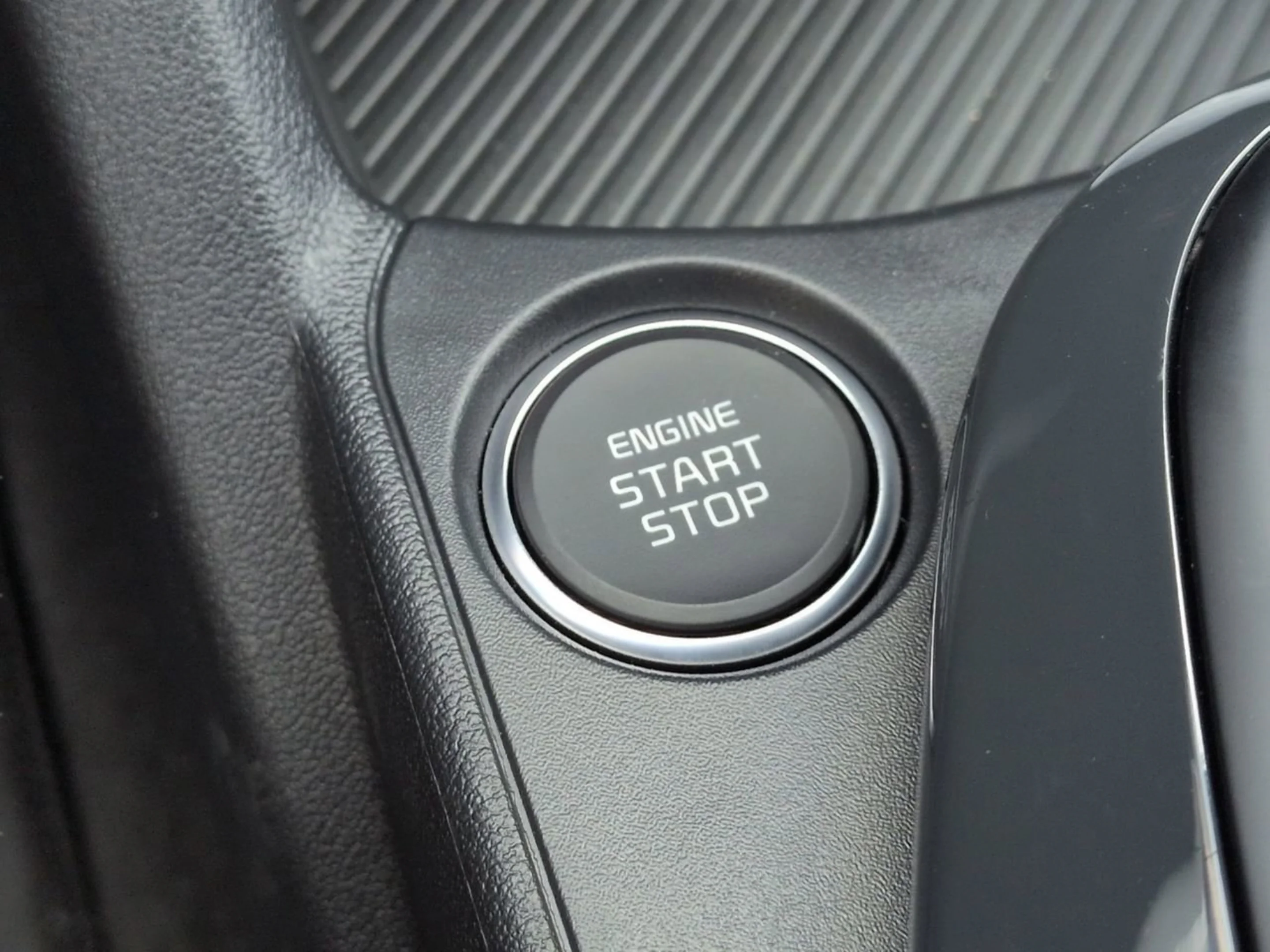 New 2026 Snow White Pearl Kia GT-Line Turbo image 30
