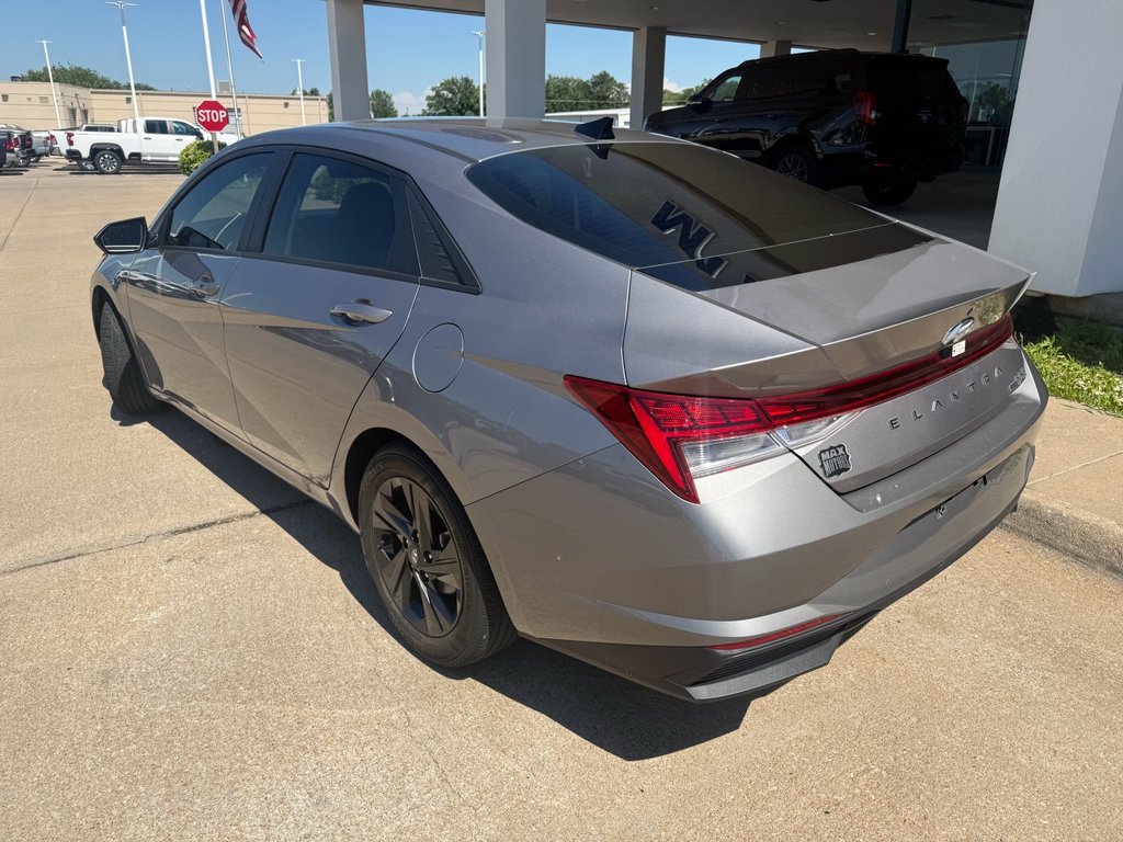 Used 2023 Fluid Metal Hyundai Blue image 8