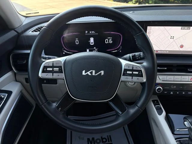 Certified Used 2024 White Pearl Kia S image 19