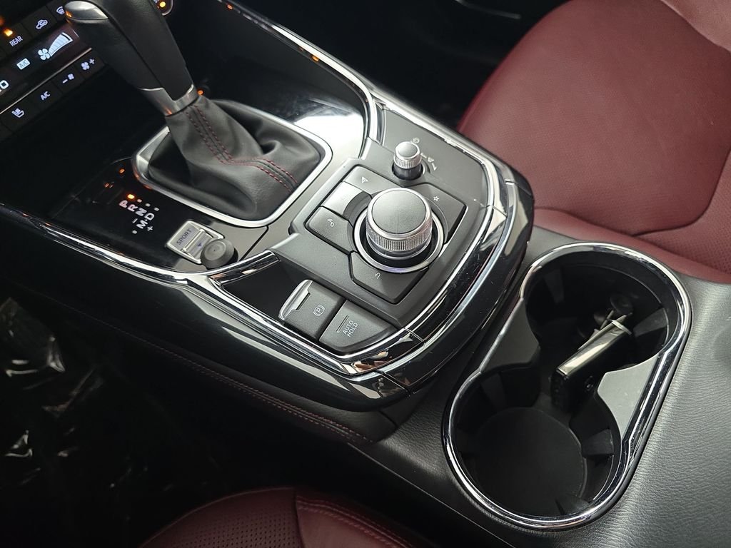 Used 2021 Polymetal Gray Mazda Carbon Edition image 28