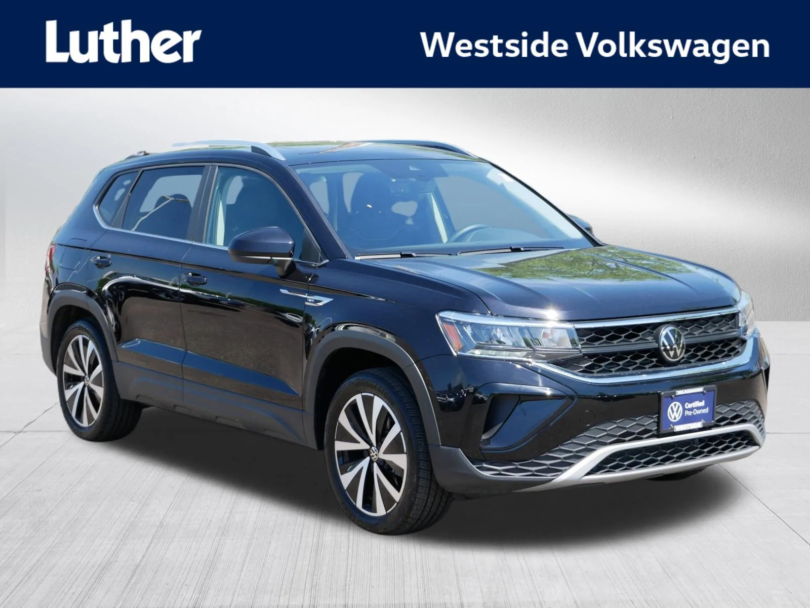 2023 Volkswagen Taos 1.5T SE 4Motion's photo