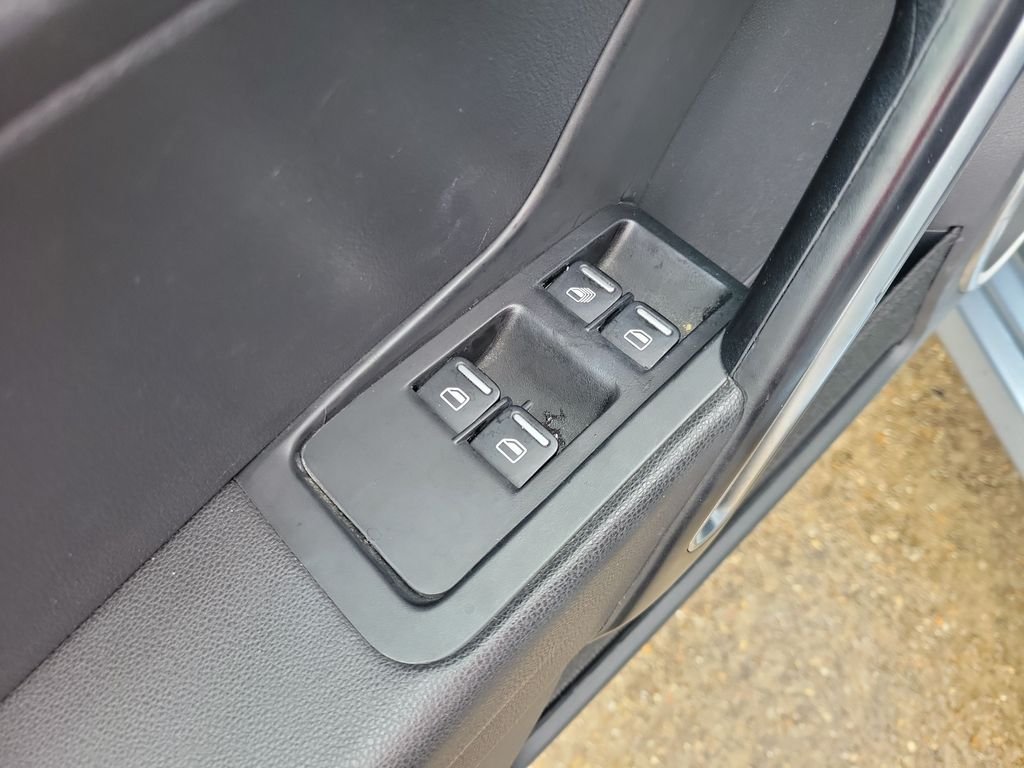 Used 2019 Blue Volkswagen 2.0T Final Edition SEL image 14