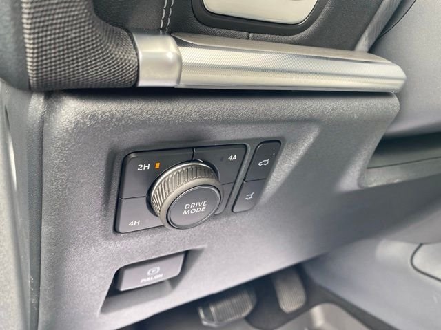 Used 2025 Stone Blue Metallic Ford Platinum image 20